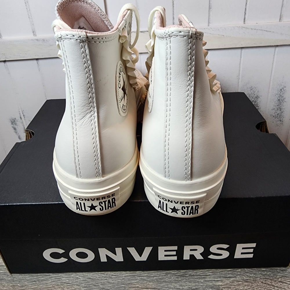 Converse Chuck Taylor All Star Lift Platform Leather Sneakers - Picture 6 of 12